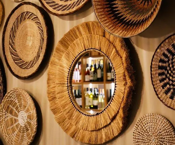 بيت شباب Pate'o & *