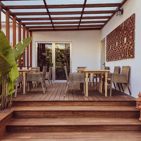 Pate'o & Ostello Ovar