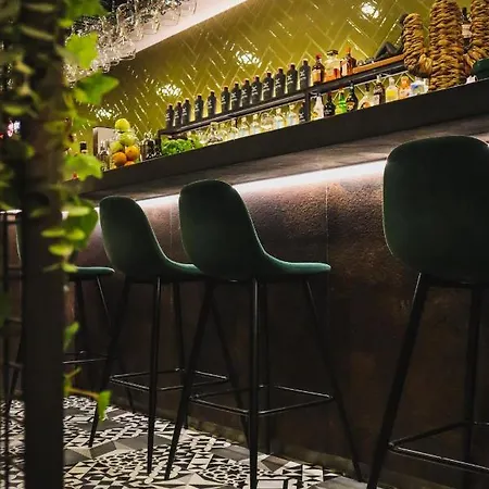 Pate'o Hostel&suites Hostel *