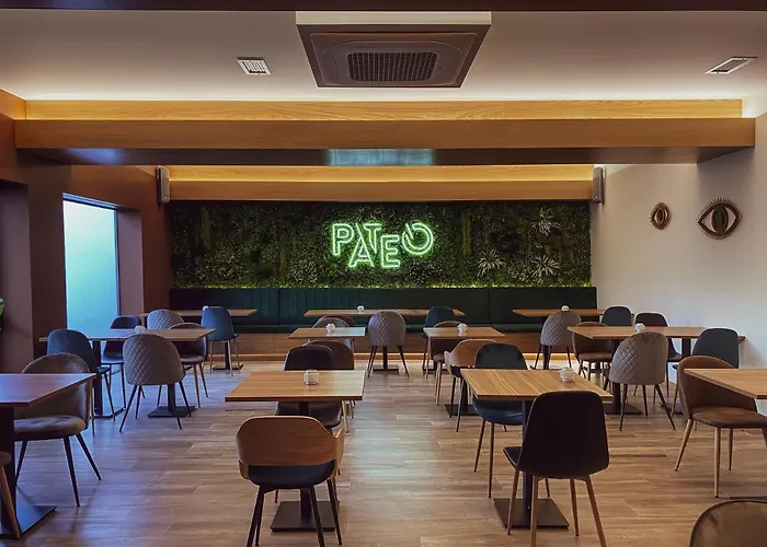 Auberge de jeunesse Pate'o & *